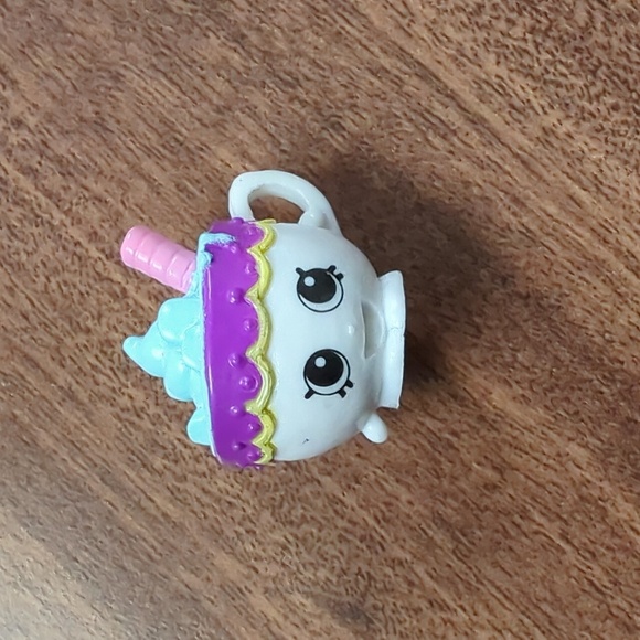 Shopkins Set - Picture 3 of 7